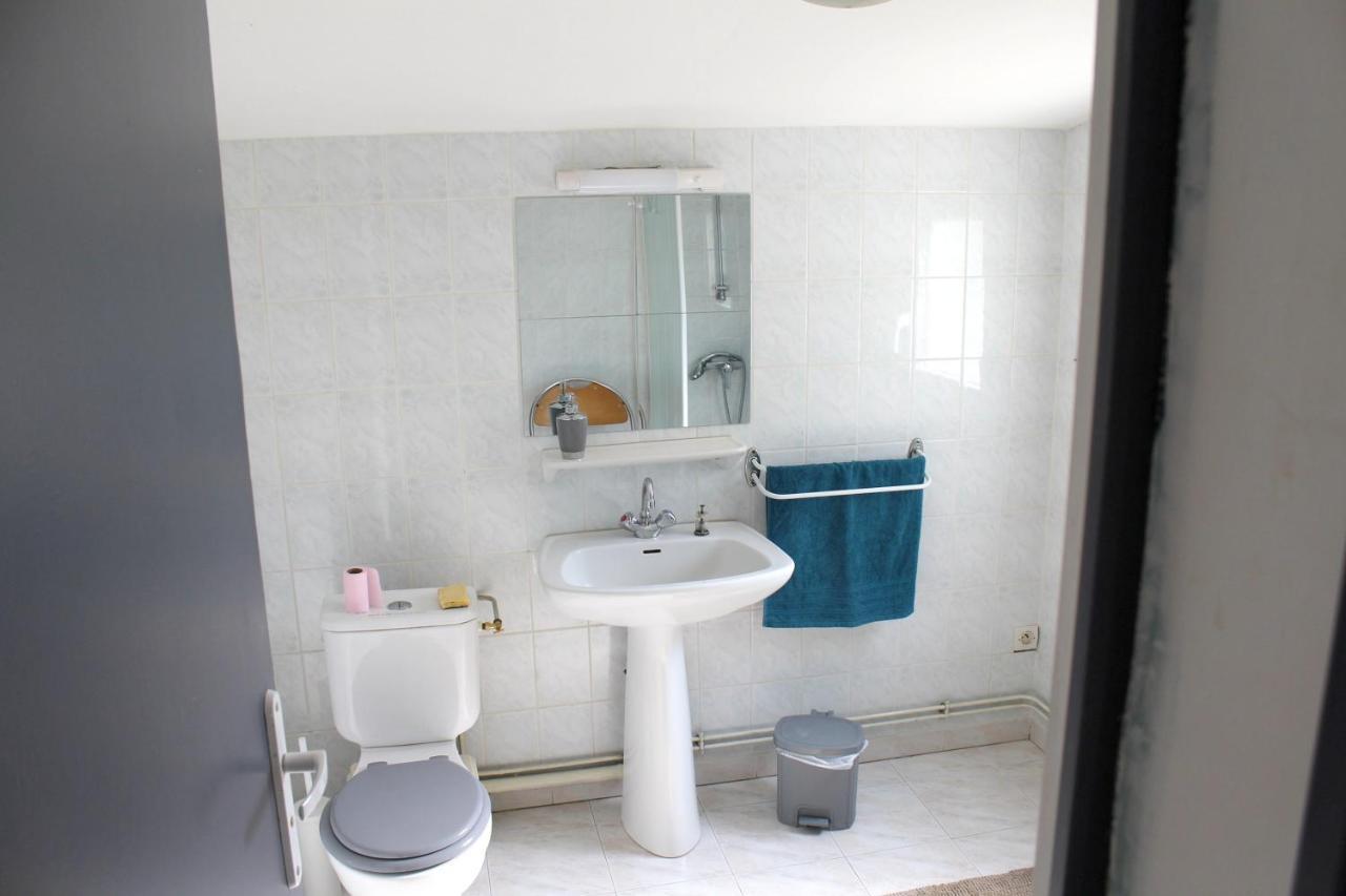 Maison Charmante A Saint-Patrice Avec Jardin Prive Ngoại thất bức ảnh